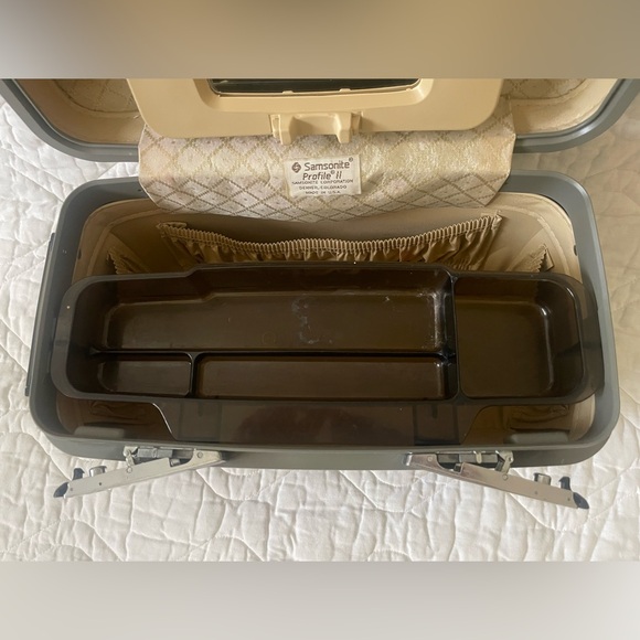 Vintage Samsonite Profile II Train Case - Picture 11 of 11